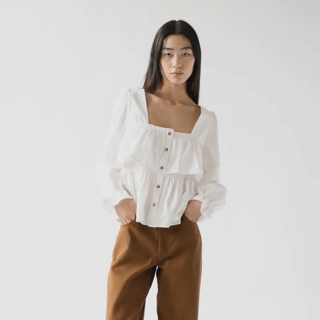 Chemise à volant 
