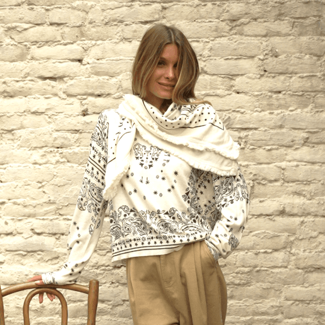 Écharpe carrée bandana écru 